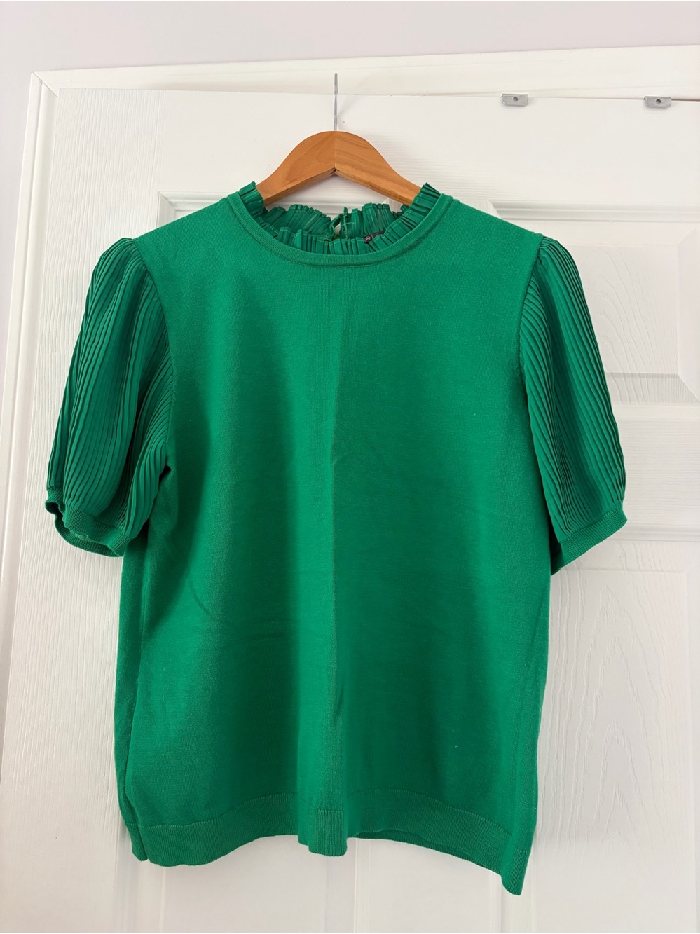 Adrianna Papell Emerald Green Puff-Sleeve Knit Top